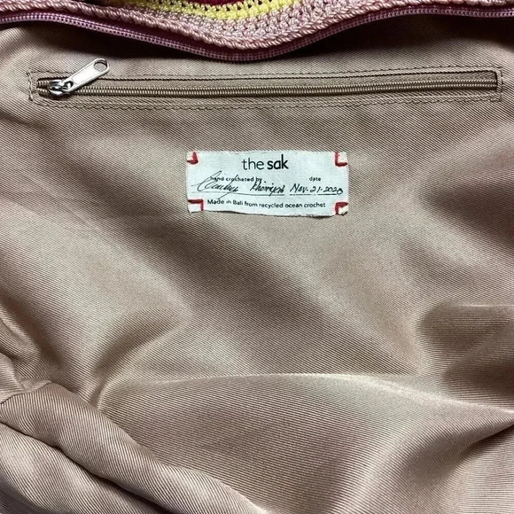 The Sak Mendocino Stripe Crochet Small Double Strap Zip Top Tote Vegan NEW Multi - Picture 7 of 11